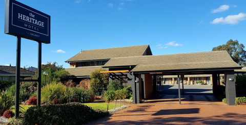 The Heritage Bendigo - Lightning Ridge Tourism 1