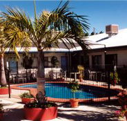 Peppercorn Motel  Restaurant - Lightning Ridge Tourism