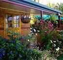 Cairns Bed and Breakfast - Lightning Ridge Tourism