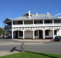 Commonwealth Hotel - Lightning Ridge Tourism