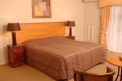 Margaret River Holiday Suites - Lightning Ridge Tourism 1