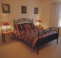 Adelaide Central Apartments - Lightning Ridge Tourism