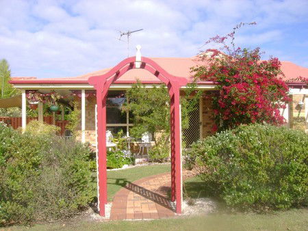  Lightning Ridge Tourism
