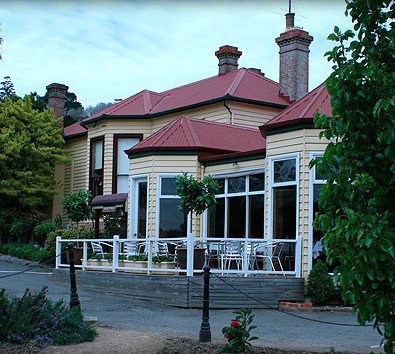 Central Springs Inn - Lightning Ridge Tourism 0