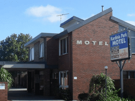 Kardinia Park Motel - Lightning Ridge Tourism