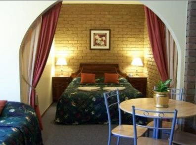 Albury Classic Motor Inn - Lightning Ridge Tourism 4