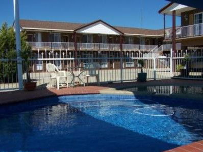 Albury Classic Motor Inn - Lightning Ridge Tourism 5