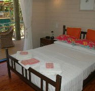 Licuala Lodge - Lightning Ridge Tourism