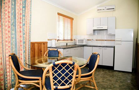 Dunleith Tourist Park - Lightning Ridge Tourism 0