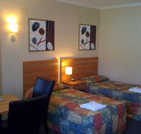 3 Sisters Motel - Lightning Ridge Tourism