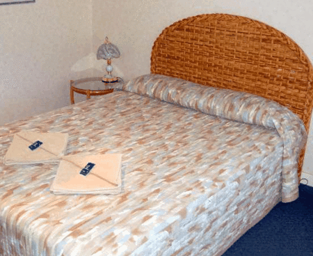 Katanning Motel - Lightning Ridge Tourism 1