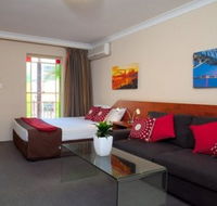 Central Railway Hotel - Lightning Ridge Tourism