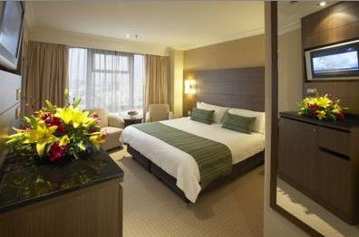 Bayview Boulevard Sydney - Lightning Ridge Tourism 1