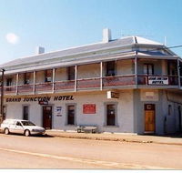 Grand Junction Hotel - Lightning Ridge Tourism