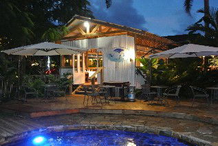 Mackays Mission Beach - Lightning Ridge Tourism 0
