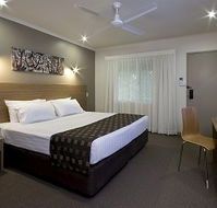 Cairns Colonial Club Resort - Lightning Ridge Tourism