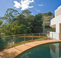 The Cove Noosa - Lightning Ridge Tourism