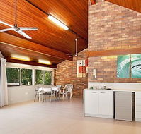 Glen Eden Beach Resort - Lightning Ridge Tourism
