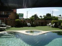 Mackay Motor Inn - Lightning Ridge Tourism 1