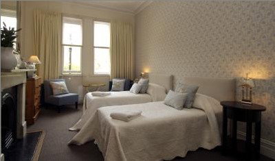 The Russell Hotel - Lightning Ridge Tourism 1