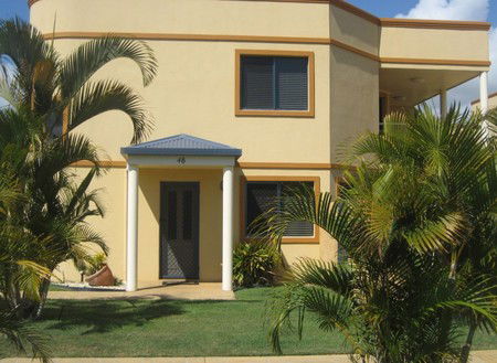 The Grange Resort - Lightning Ridge Tourism 1