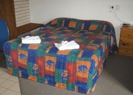 Chalet Motor Inn - Lightning Ridge Tourism