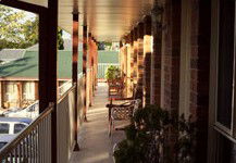 Australia Hotel Motel - Lightning Ridge Tourism 1