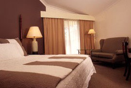 Tallawanta Lodge - Lightning Ridge Tourism 0
