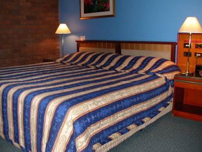 Matador Motor Inn - Lightning Ridge Tourism 0