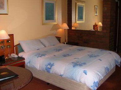 Matador Motor Inn - Lightning Ridge Tourism 2