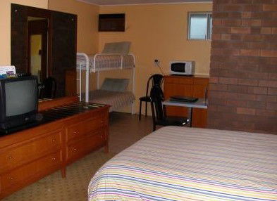 Matador Motor Inn - Lightning Ridge Tourism 4
