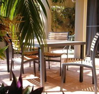 Clarks Beach Apartment - Lightning Ridge Tourism