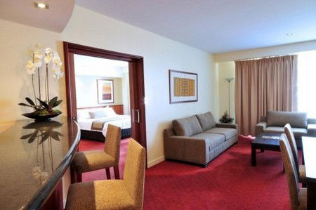 Lasseters Hotel Casino - Lightning Ridge Tourism 2