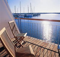 Quest Harbour Village - Lightning Ridge Tourism