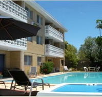 Brownelea Holiday Apartments - Lightning Ridge Tourism