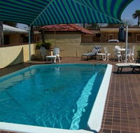 Burke and Wills Motor Inn Kingaroy - Lightning Ridge Tourism