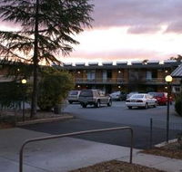 Red Chief Motel - Lightning Ridge Tourism