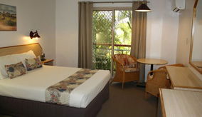 Taigum QLD Lightning Ridge Tourism