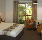 Colonial Village Motel - Lightning Ridge Tourism