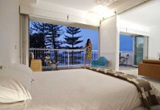 Hillhaven Holiday Apartments - Lightning Ridge Tourism 0