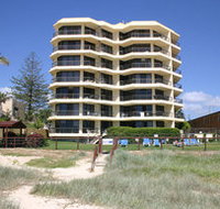 Spindrift On The Beach - Lightning Ridge Tourism