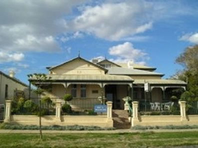 Henley Beach SA Lightning Ridge Tourism