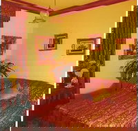 Tally Ho Lodge - Lightning Ridge Tourism