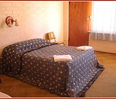 Nundroo Hotel Motel - Lightning Ridge Tourism 1