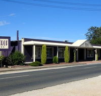 Top Drop Motel - Lightning Ridge Tourism