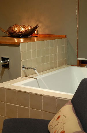 Dreamers Spa Resort - Lightning Ridge Tourism 3