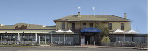 Barwon Heads Hotel - Lightning Ridge Tourism 0