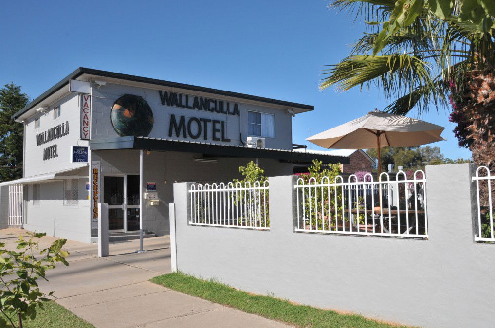  Lightning Ridge Tourism