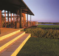 Watershed Premium Wines - Lightning Ridge Tourism