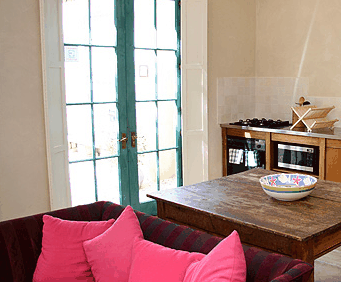 Mallyons Executive Villas - Lightning Ridge Tourism 2